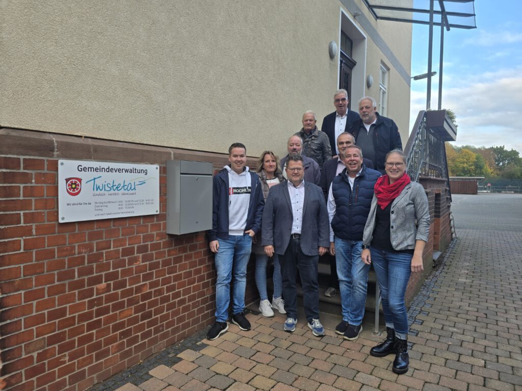 Freie Wähler zu Besuch bei Twistetaler Bürgermeister Friedrich Vogel